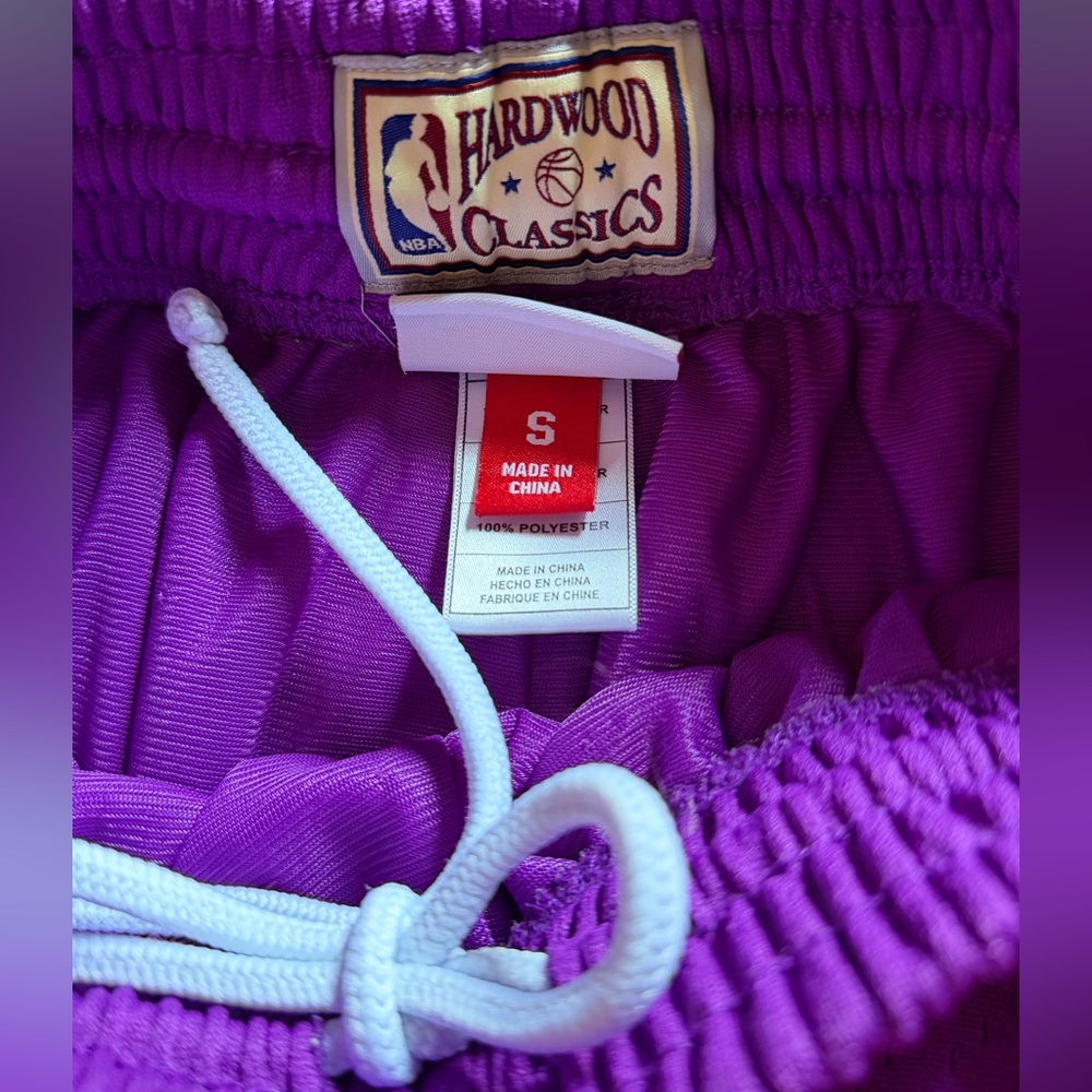 🏀 Phoenix Suns Hardwood Classics NBA Shorts - Size Small - Picture 6 of 7